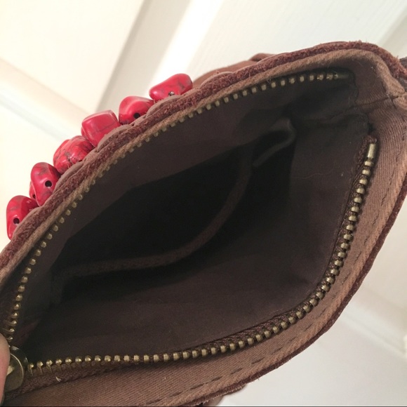 Lucky Brand cross body purse - Picture 4 of 5